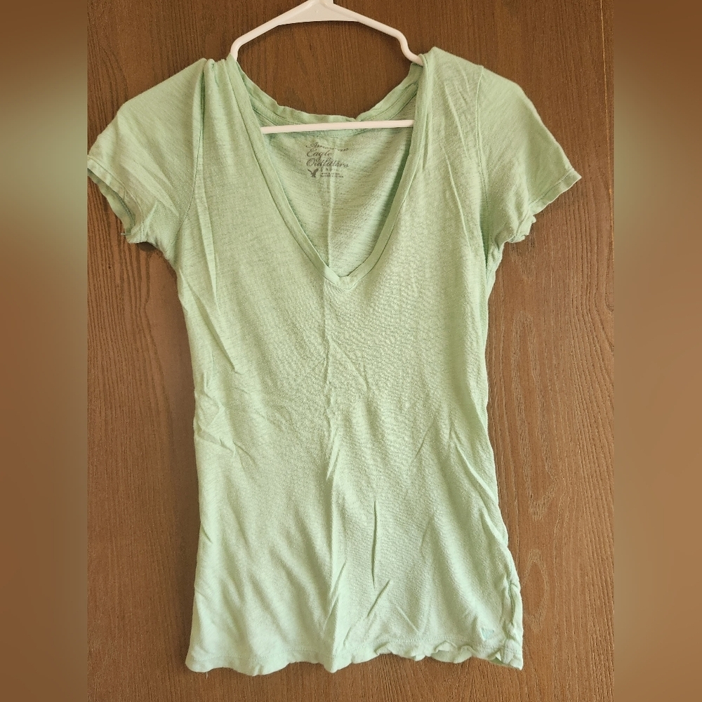American Eagle Outfitters Mint V-Neck Tee